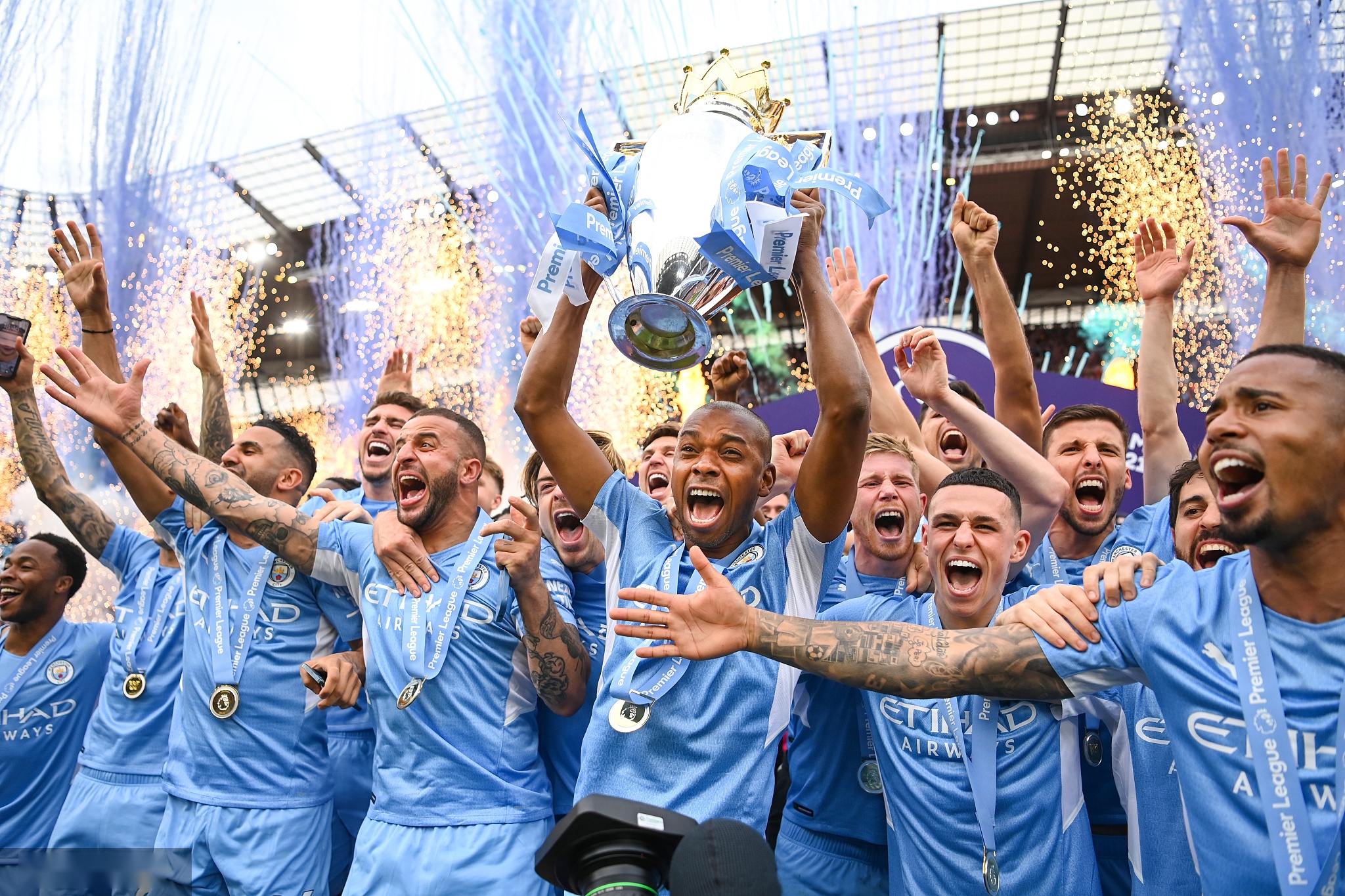 强敌面前保 强敌面前保